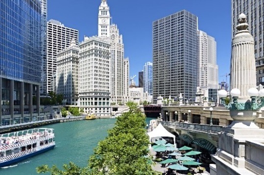 Chicago River Walk Sightseeing Tour