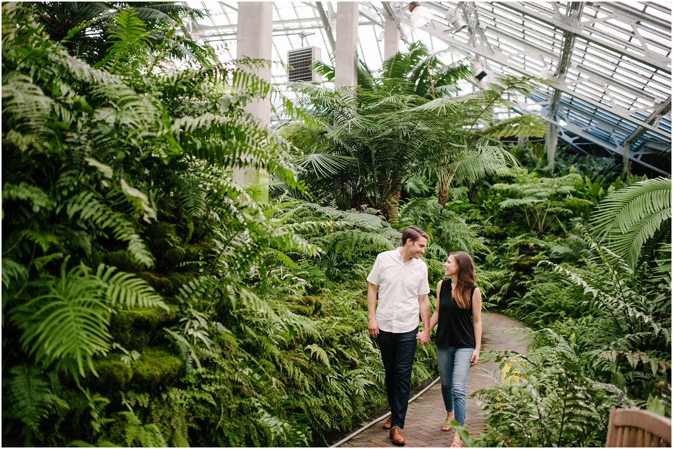 couple walking through the plants at Garfield Park Conservatory